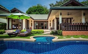 Idyllic Samui Beach Villa Resort